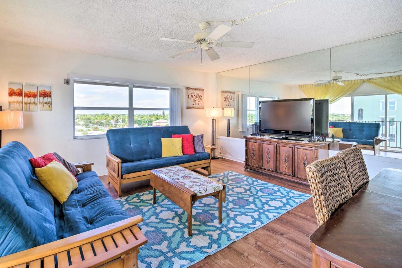 Pet-Friendly Satellite Beach Condo With Balcony! Extérieur photo