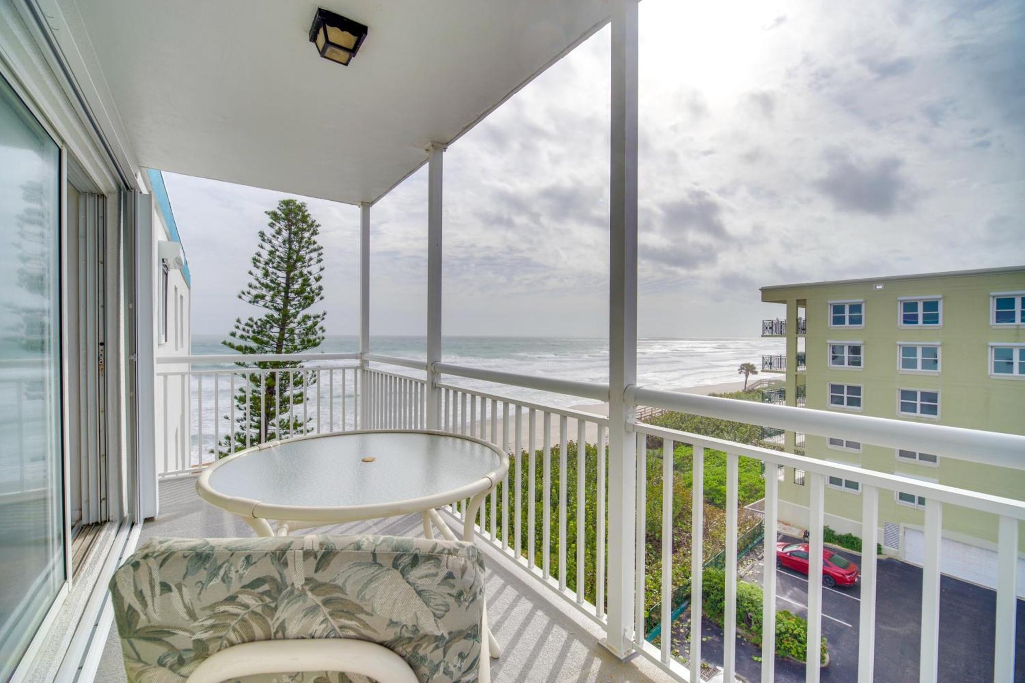 Pet-Friendly Satellite Beach Condo With Balcony! Extérieur photo