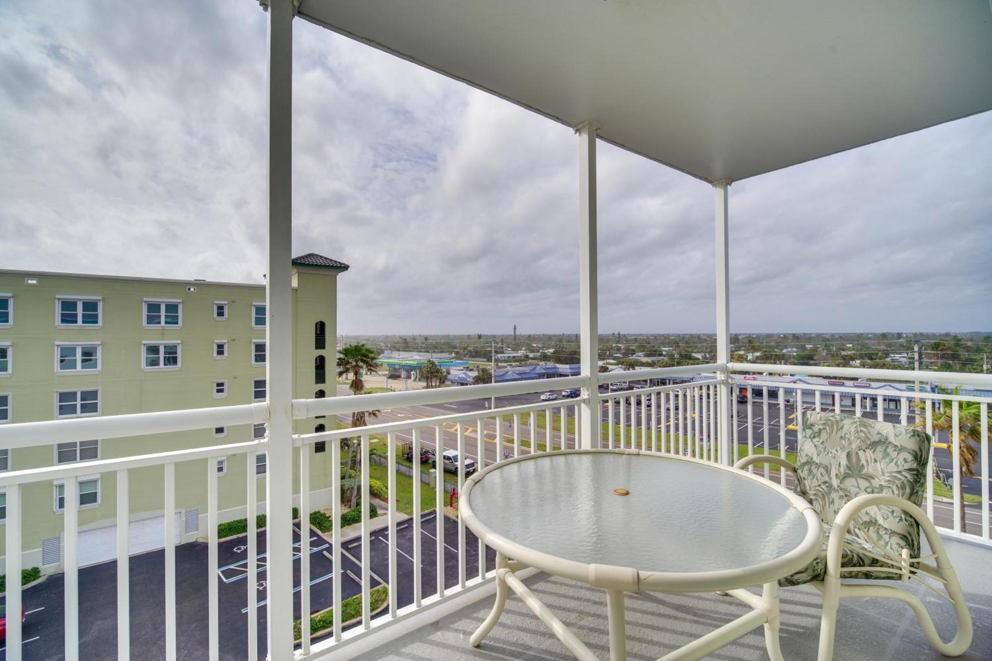 Pet-Friendly Satellite Beach Condo With Balcony! Extérieur photo